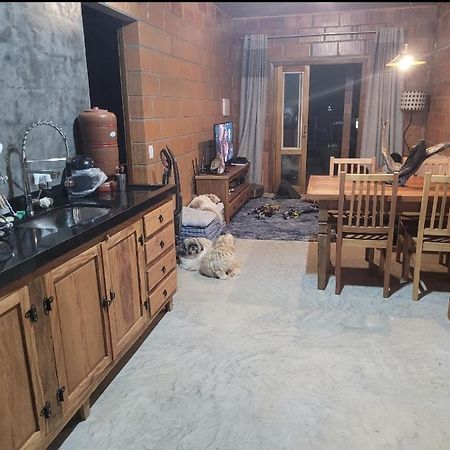 Casa Aconchegante Condominio Fechado Na Natureza Em Sao Roque マイリンケ エクステリア 写真